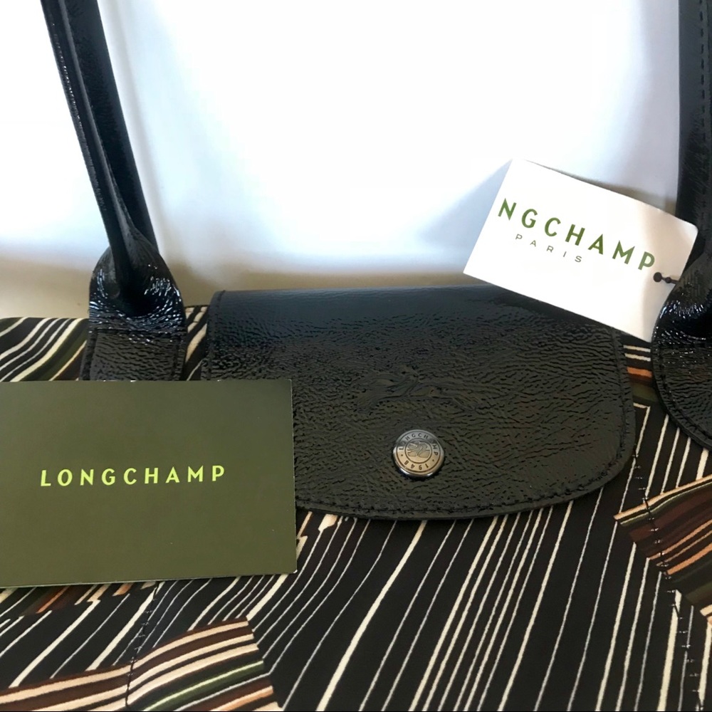 SOLD ! LONGCHAMP Medium Nylon Tote - Picture 9 of 9